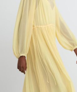 Whitesneakersociety.shop5b412cfbc5 10